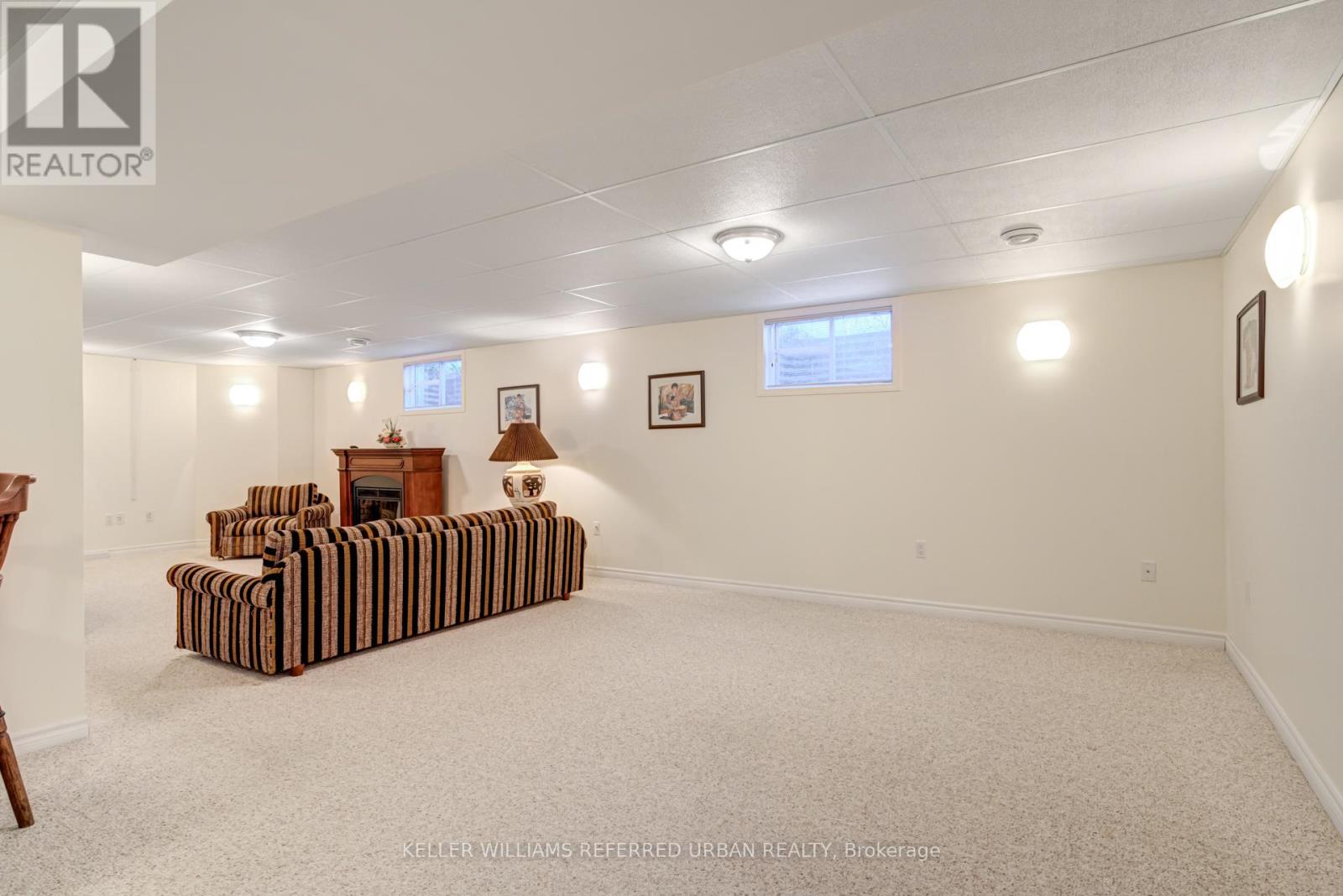 4175 Tall Pine Court, Mississauga, Ontario  L5C 3S7 - Photo 36 - W12163090