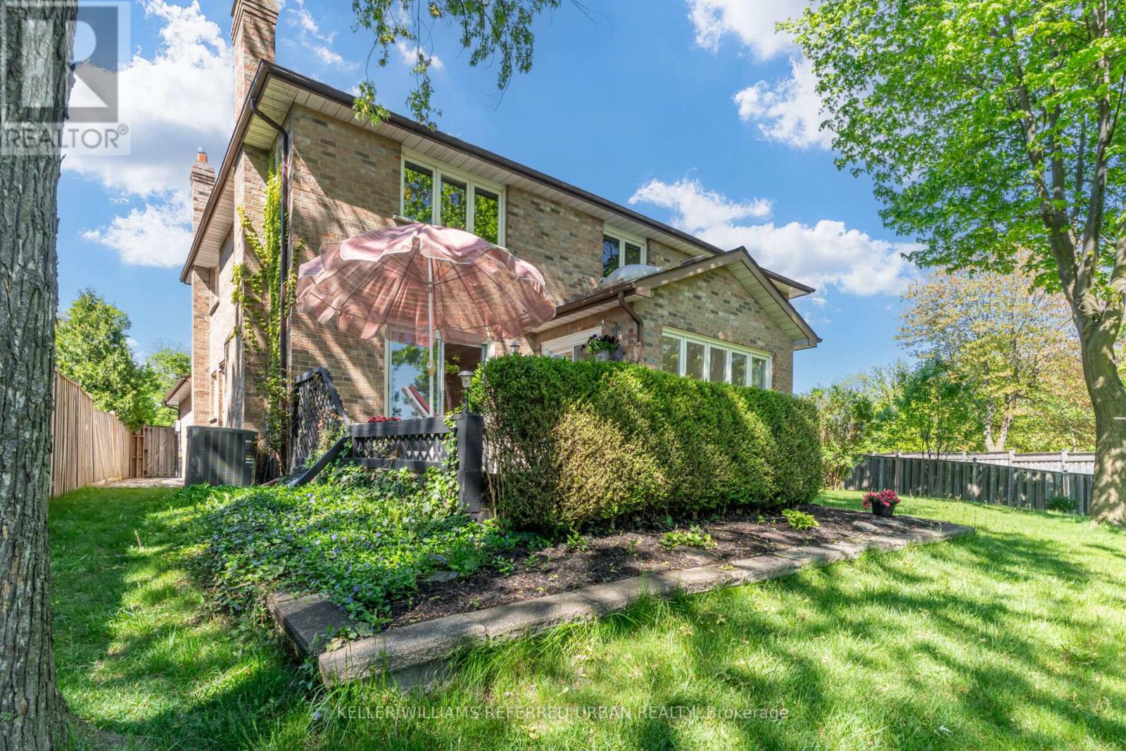 4175 Tall Pine Court, Mississauga, Ontario  L5C 3S7 - Photo 48 - W12163090