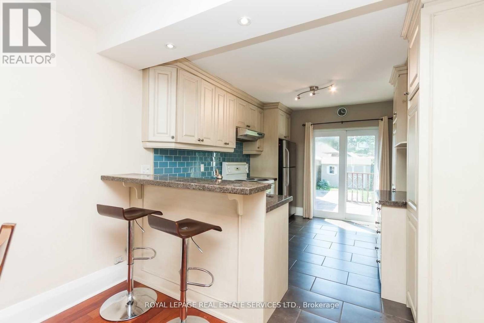 21 Belgravia Avenue, Toronto, Ontario  M6E 2M4 - Photo 11 - W12163099