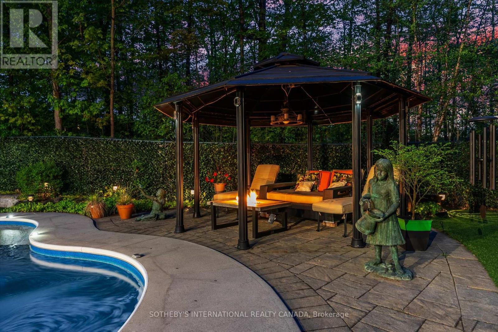 1662 Roundleaf Court, Burlington, Ontario  L7P 4T6 - Photo 45 - W12163110