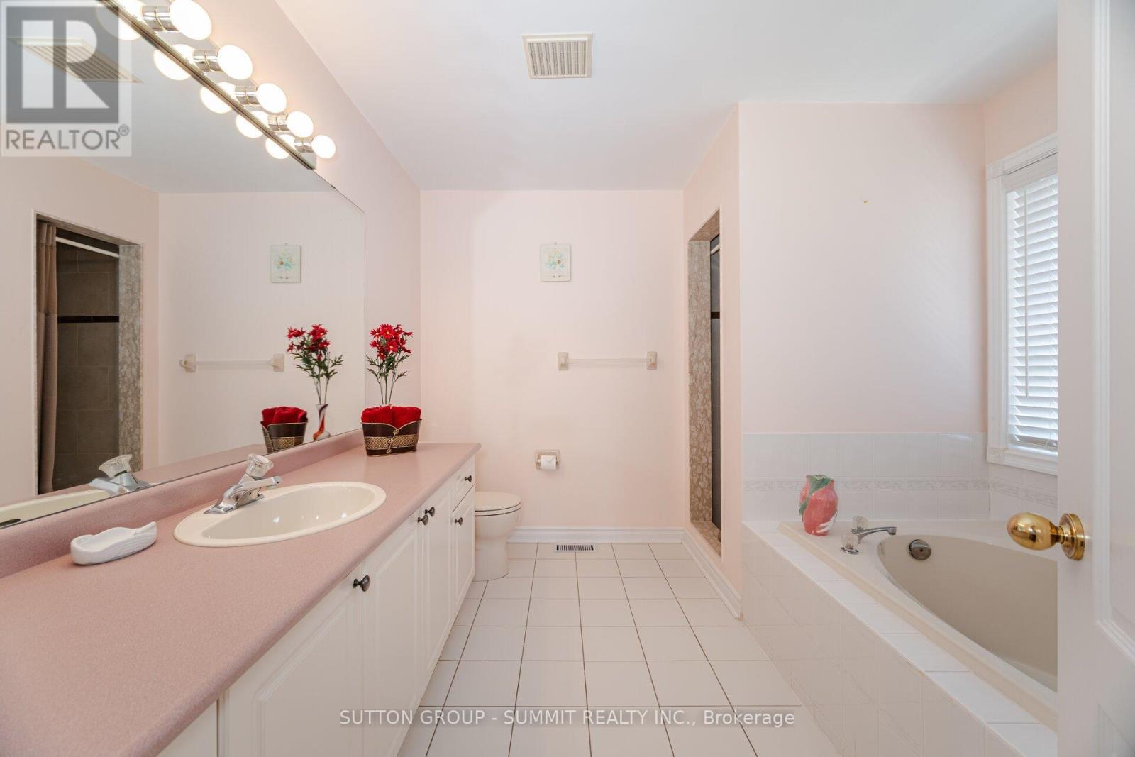 2360 Silverwood Drive, Mississauga, Ontario  L5M 5B3 - Photo 31 - W12163142