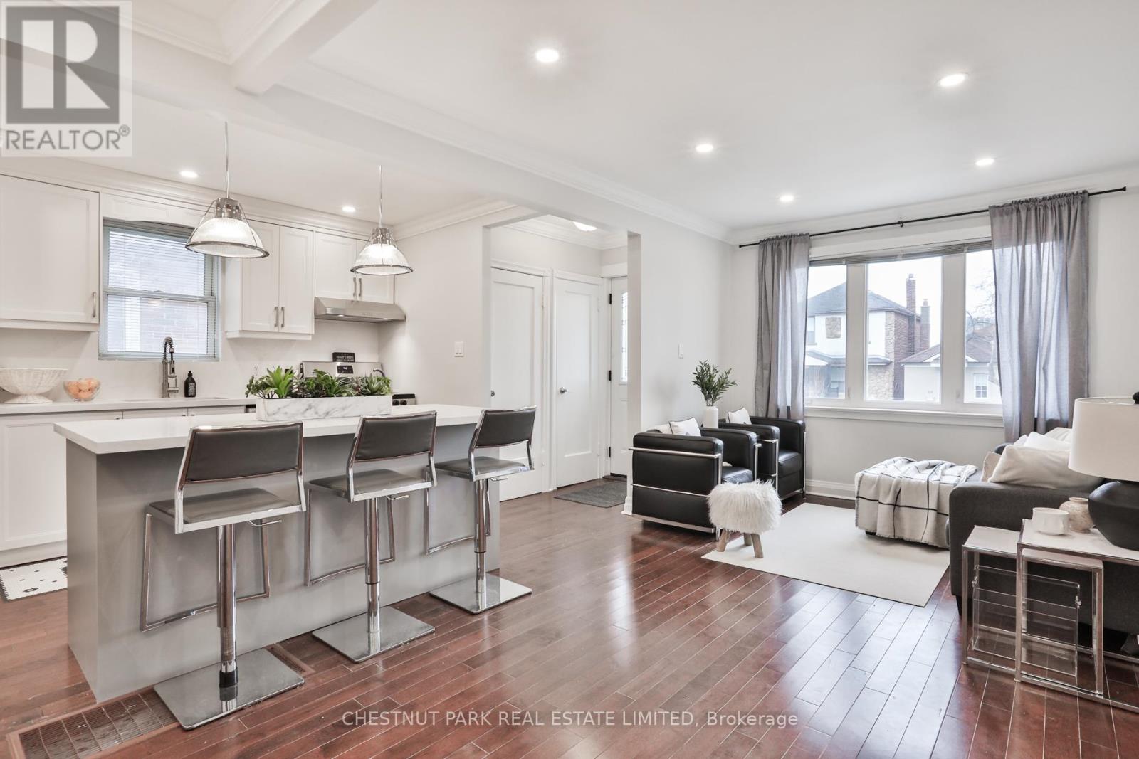 65 Kane Avenue, Toronto, Ontario  M6M 3M8 - Photo 13 - W12163144