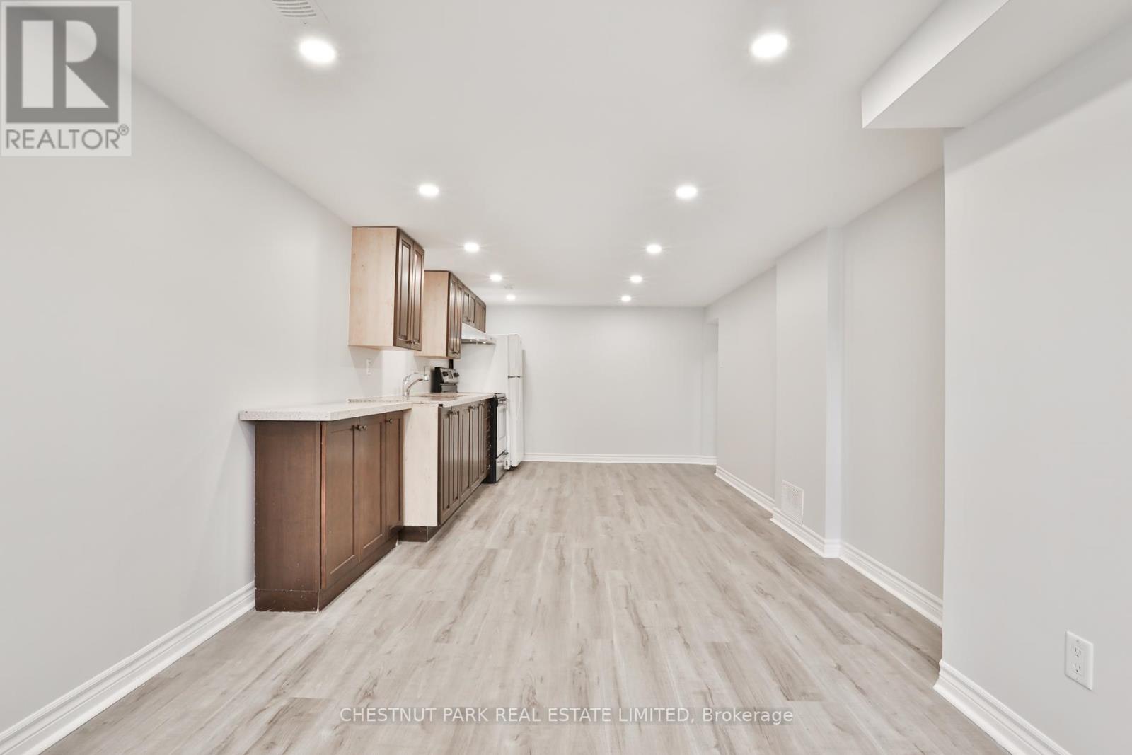 65 Kane Avenue, Toronto, Ontario  M6M 3M8 - Photo 28 - W12163144