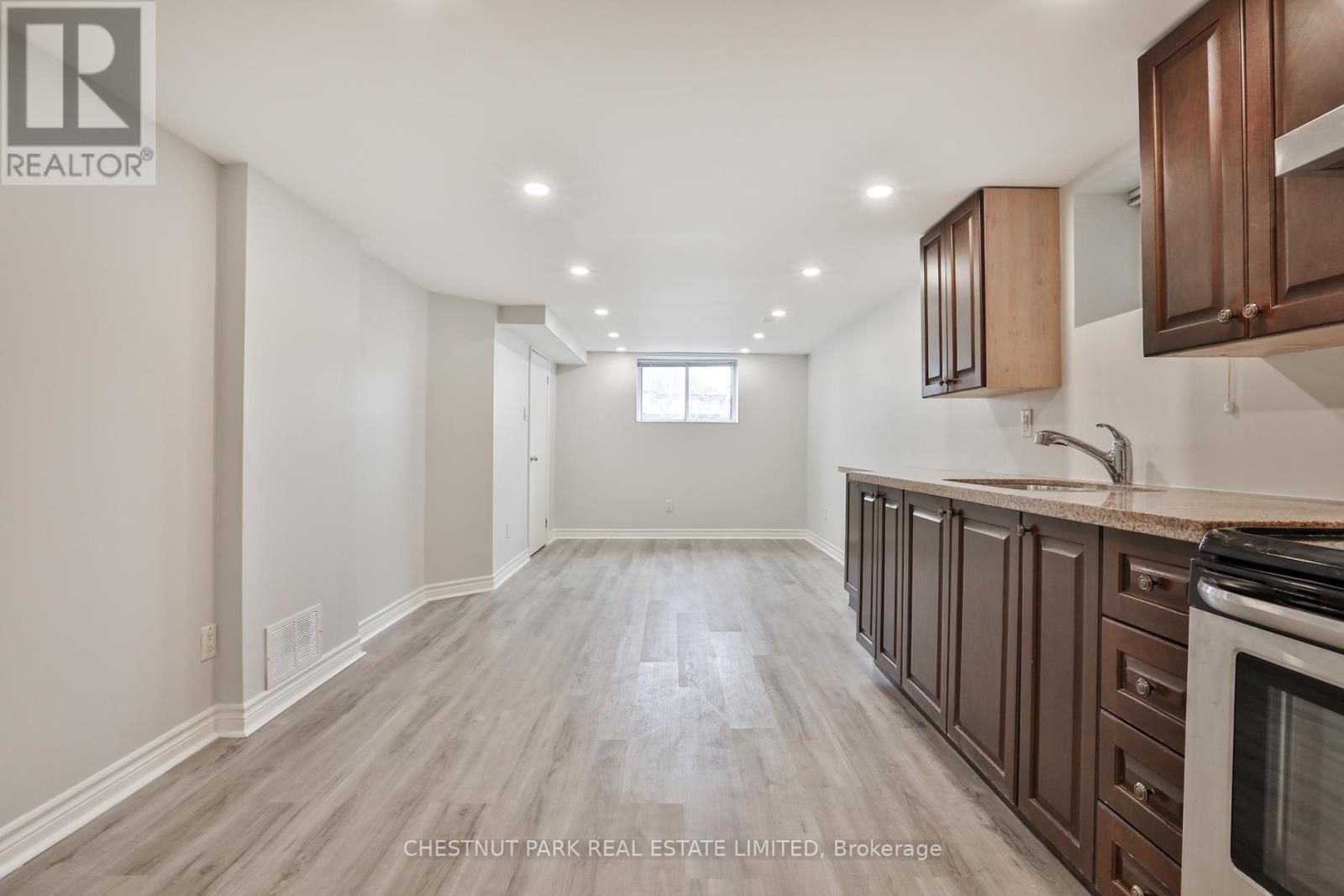 65 Kane Avenue, Toronto, Ontario  M6M 3M8 - Photo 30 - W12163144