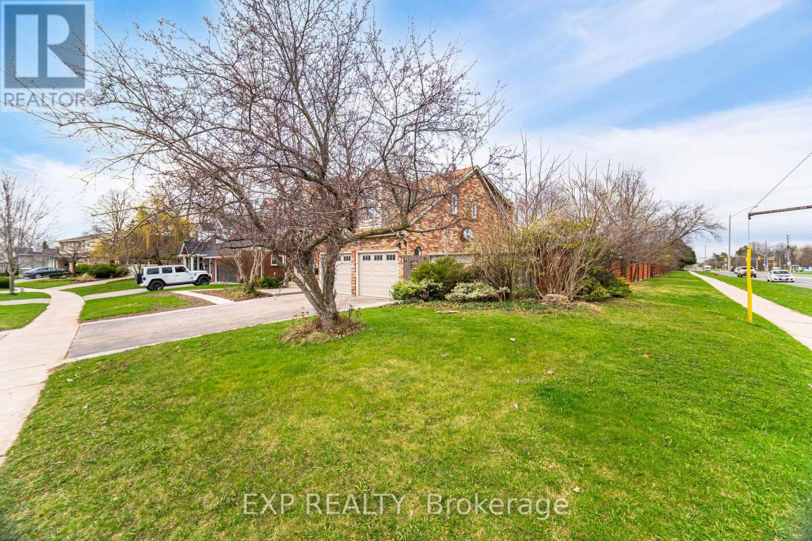 Property at 436 GOODRAM DRIVE image 2
