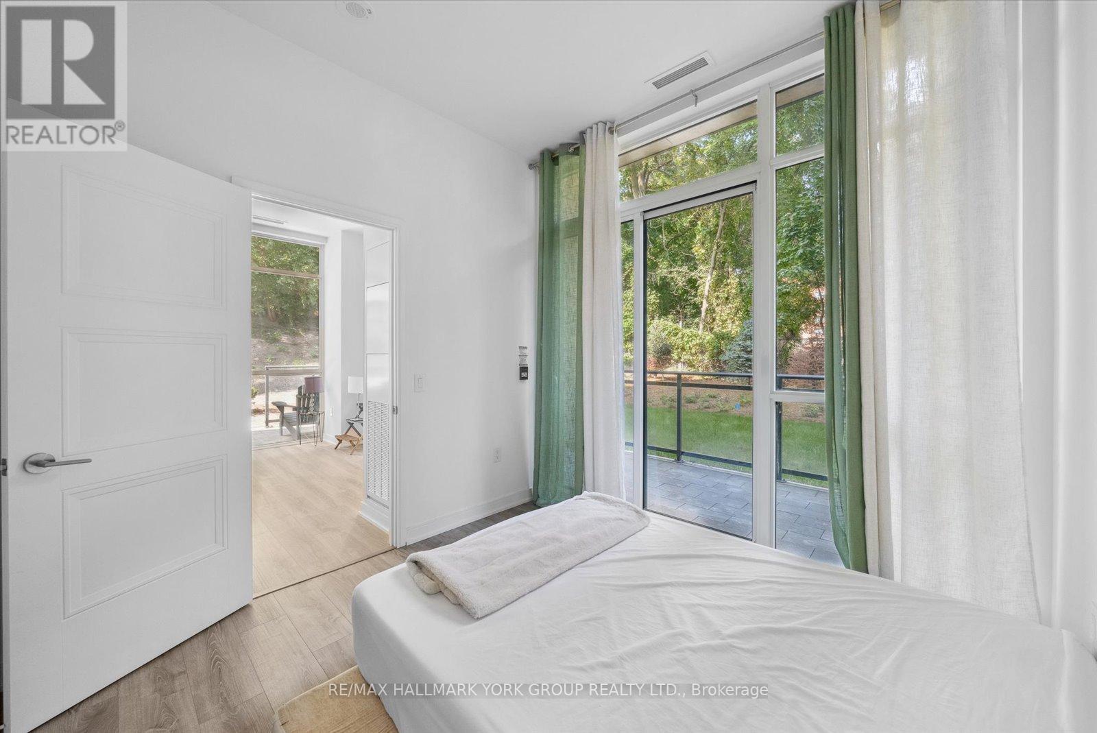 107 - 25 Neighbourhood Lane, Toronto, Ontario  M8Y 0C4 - Photo 12 - W12163194