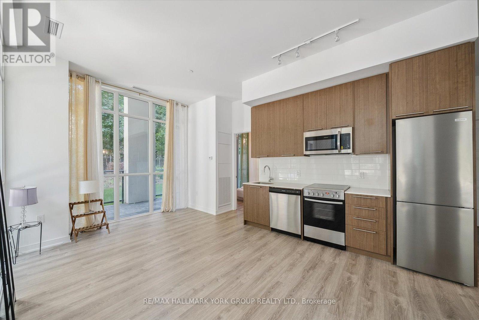 107 - 25 Neighbourhood Lane, Toronto, Ontario  M8Y 0C4 - Photo 4 - W12163194