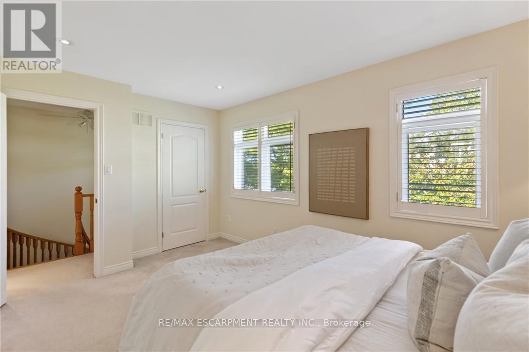 126 Brant Street, Oakville, Ontario  L6K 3X6 - Photo 28 - W12163250