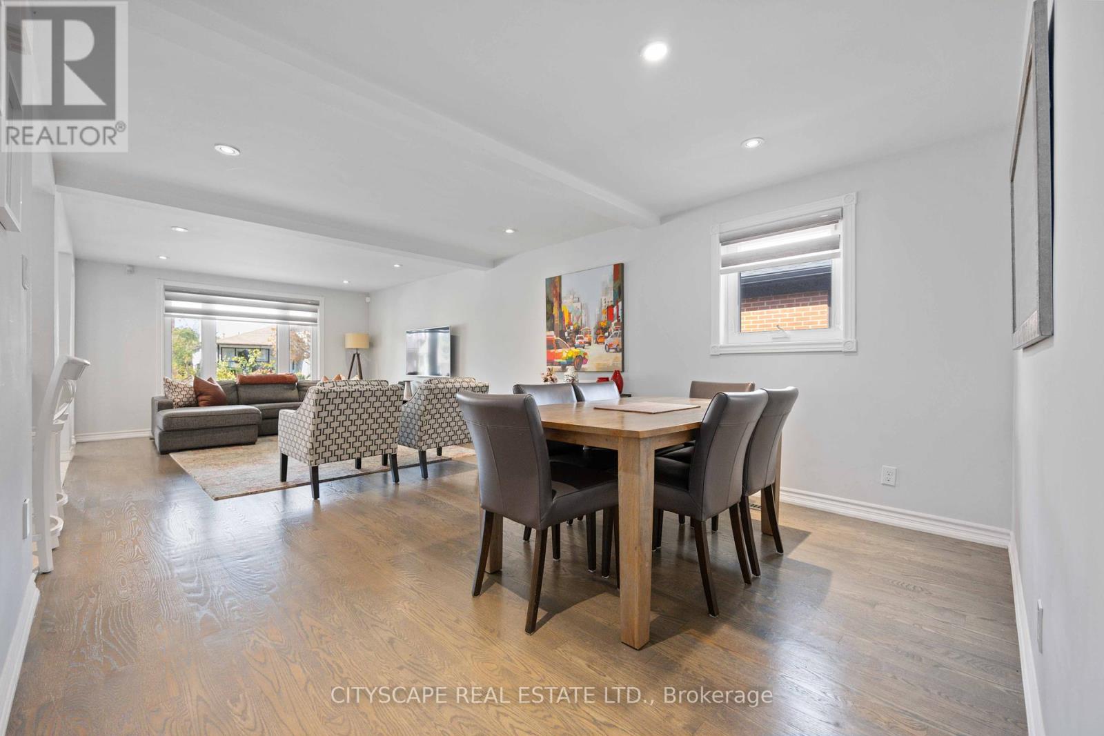 39 Bentworth Avenue, Toronto, Ontario  M6A 1P1 - Photo 10 - W12163284