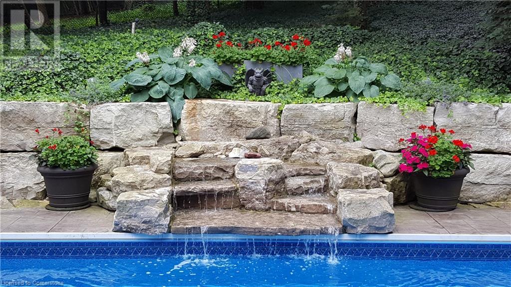 18 Stonegate Drive, Hamilton, Ontario  L9G 3R7 - Photo 46 - 40731085