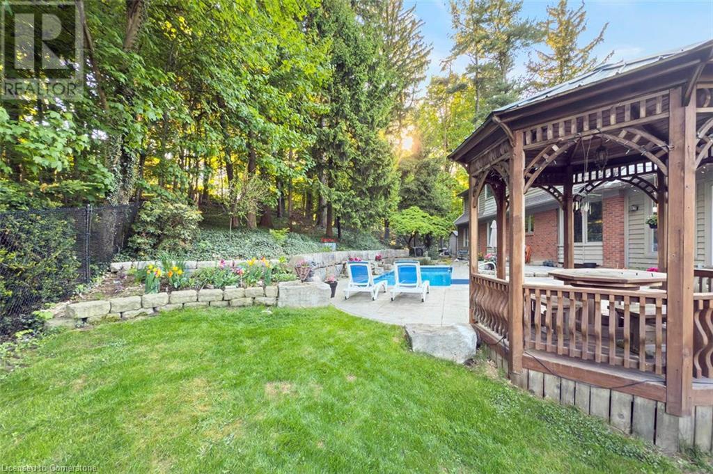 18 Stonegate Drive, Hamilton, Ontario  L9G 3R7 - Photo 48 - 40731085