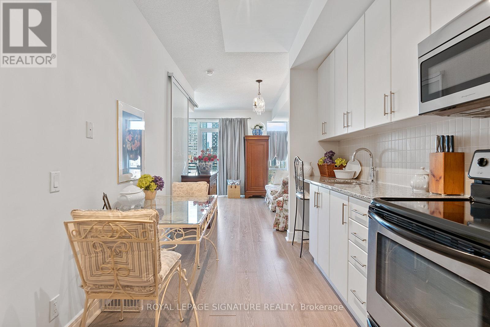 N1104 - 116 George Street, Toronto, Ontario  M5A 3S2 - Photo 2 - C12124973