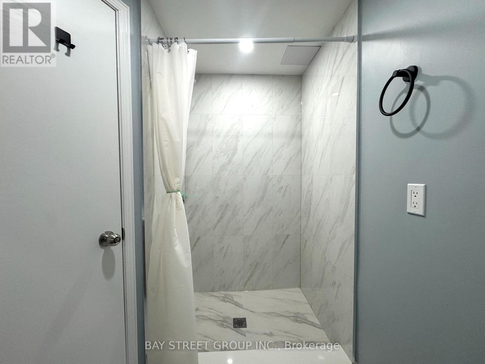 59 Ashmore Crescent, Markham, Ontario  L3R 6V4 - Photo 10 - N12049024
