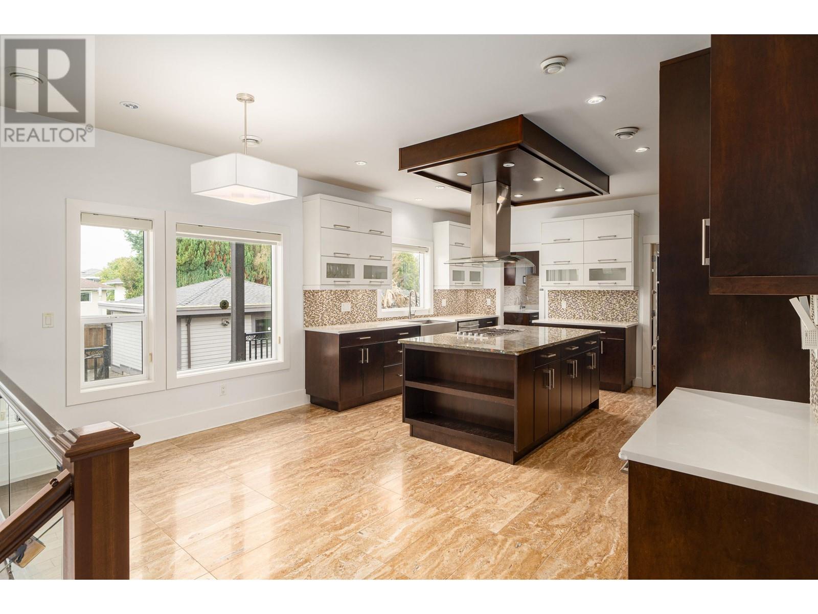 6650 Napier Street, Burnaby, British Columbia  V5B 2C3 - Photo 6 - R3005416