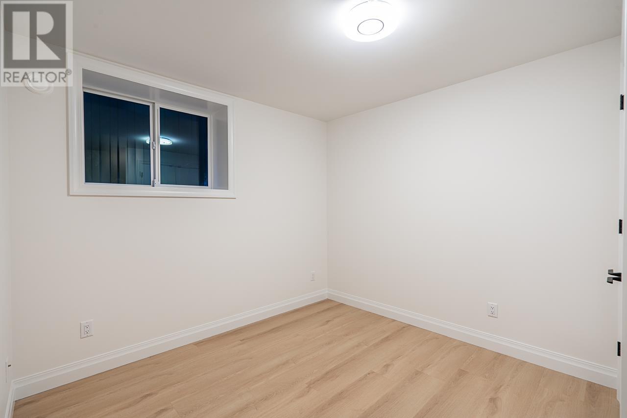 4064 Pender Street, Burnaby, British Columbia  V5C 2L8 - Photo 31 - R3005436