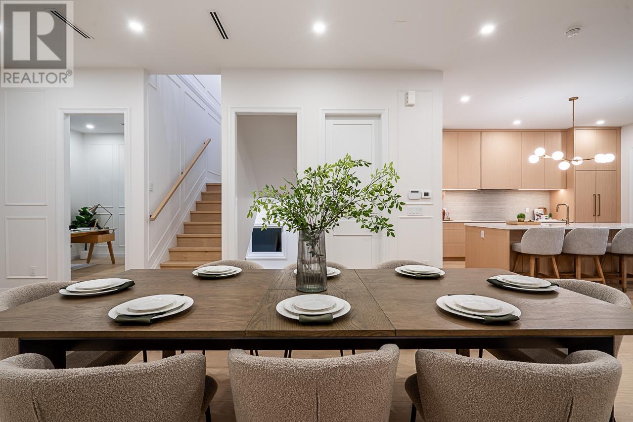 4064 Pender Street, Burnaby, British Columbia  V5C 2L8 - Photo 5 - R3005436