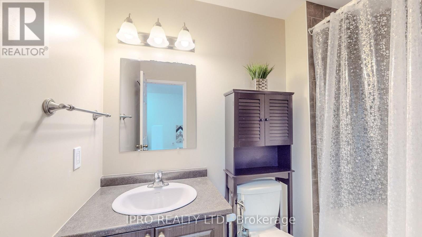90 - 21 Diana Avenue, Brantford, Ontario  N3T 0G7 - Photo 24 - X12163085