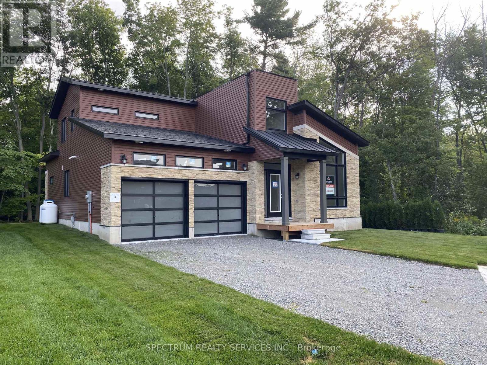 131 Marina Village Drive W, Georgian Bay, Ontario  L0K 1S0 - Photo 38 - X12163141