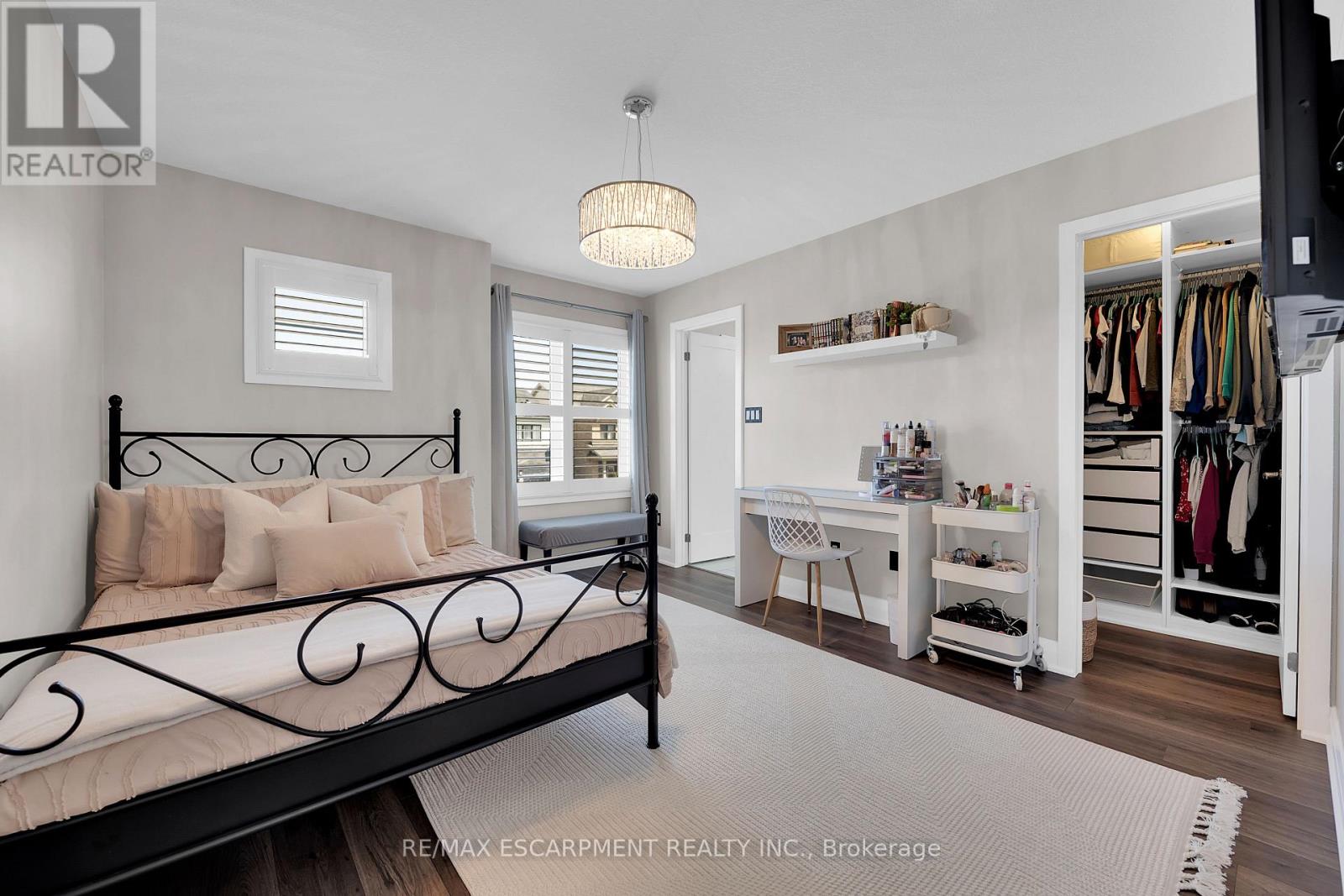 72 Aldgate Avenue, Hamilton, Ontario  L8J 0J1 - Photo 25 - X12163149