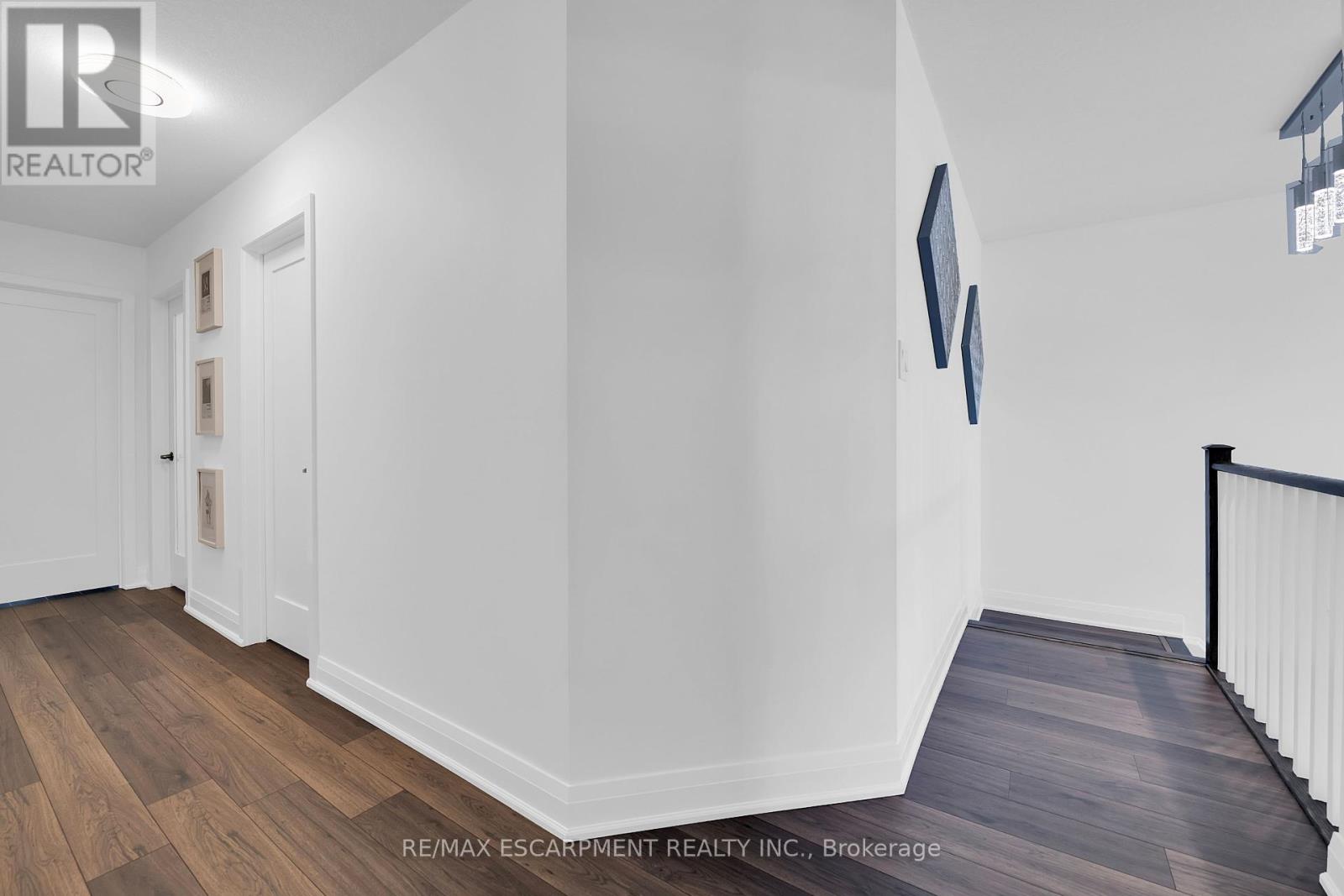 72 Aldgate Avenue, Hamilton, Ontario  L8J 0J1 - Photo 28 - X12163149