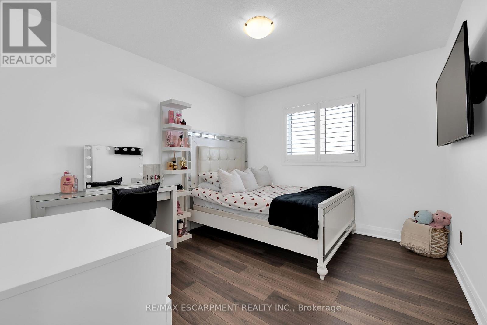 72 Aldgate Avenue, Hamilton, Ontario  L8J 0J1 - Photo 32 - X12163149