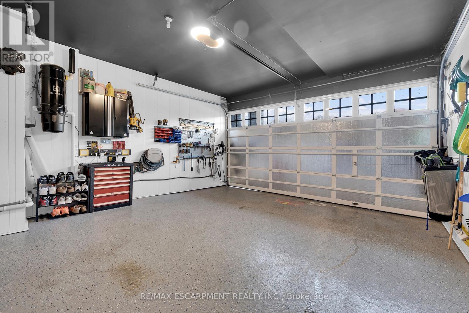 72 Aldgate Avenue, Hamilton, Ontario  L8J 0J1 - Photo 46 - X12163149