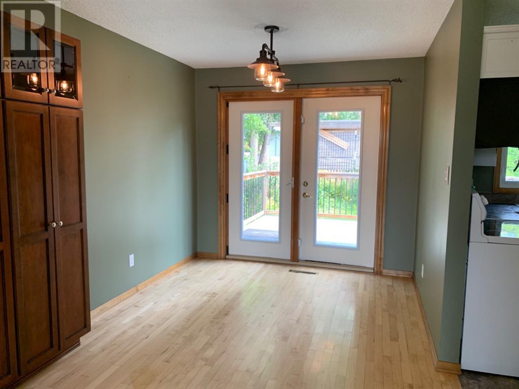 5520 53 Avenue, Rocky Mountain House, Alberta  T4T 1H3 - Photo 12 - A2222533