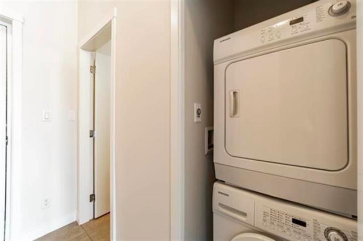 1501 13399 104 Avenue, Surrey, British Columbia  V3T 0C9 - Photo 11 - R3005457