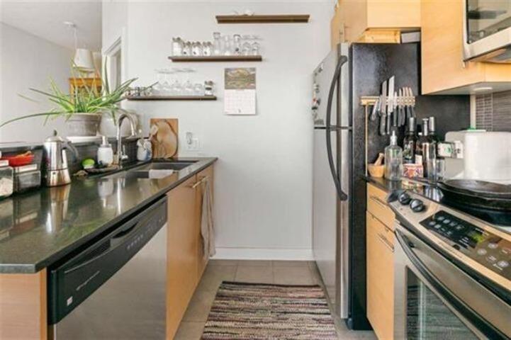 1501 13399 104 Avenue, Surrey, British Columbia  V3T 0C9 - Photo 5 - R3005457