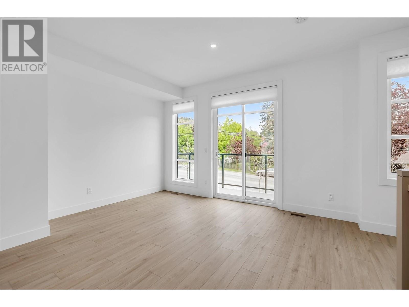1455 Cara Glen Court Unit# 130, Kelowna, BC V1V3B8