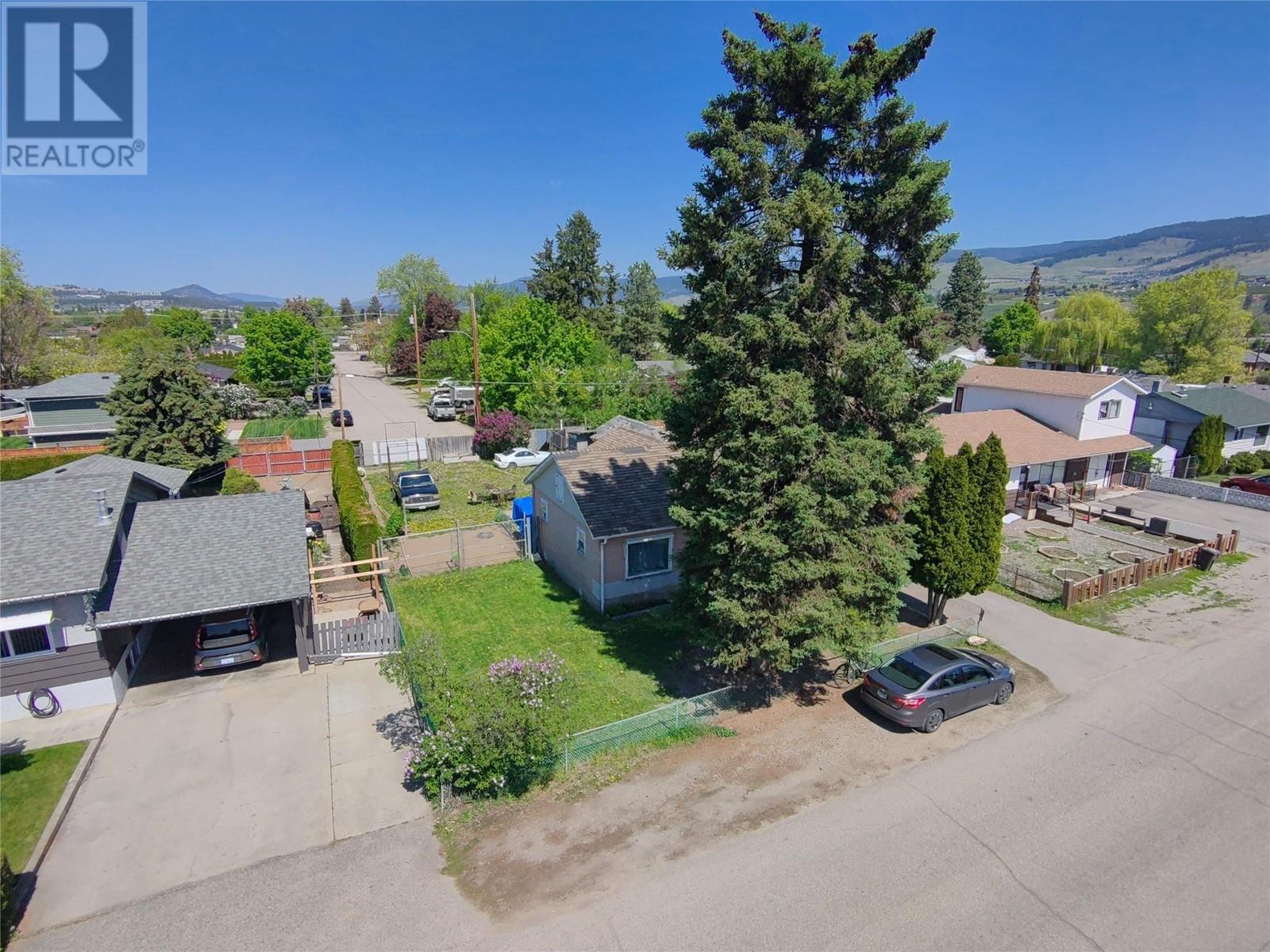 200 Ponto Road, Kelowna, British Columbia  V1X 2G1 - Photo 3 - 10345352
