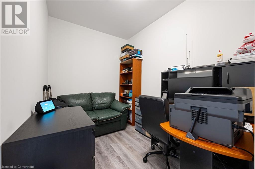 1 Redfern Avenue Unit# 416, Hamilton, Ontario  L9C 0E6 - Photo 24 - 40731051