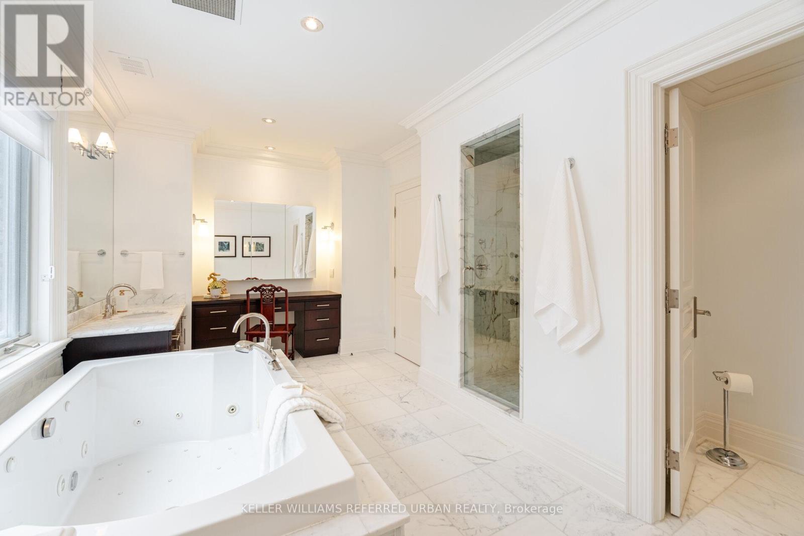 290 Russell Hill Road, Toronto, Ontario  M4V 2T6 - Photo 23 - C12163352