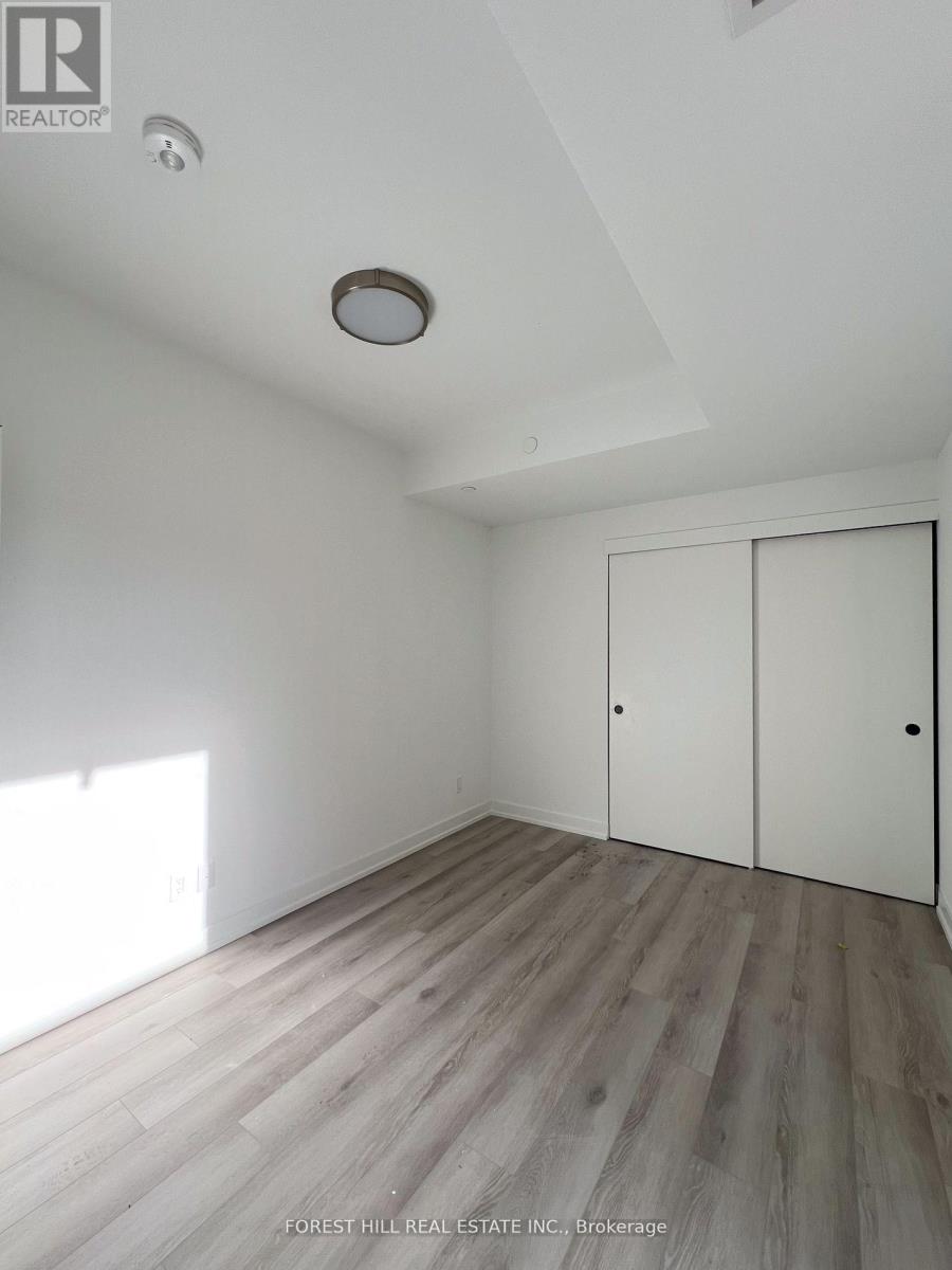 408 - 2000 Bathurst Street, Toronto, Ontario  M5P 0A7 - Photo 5 - C12163374