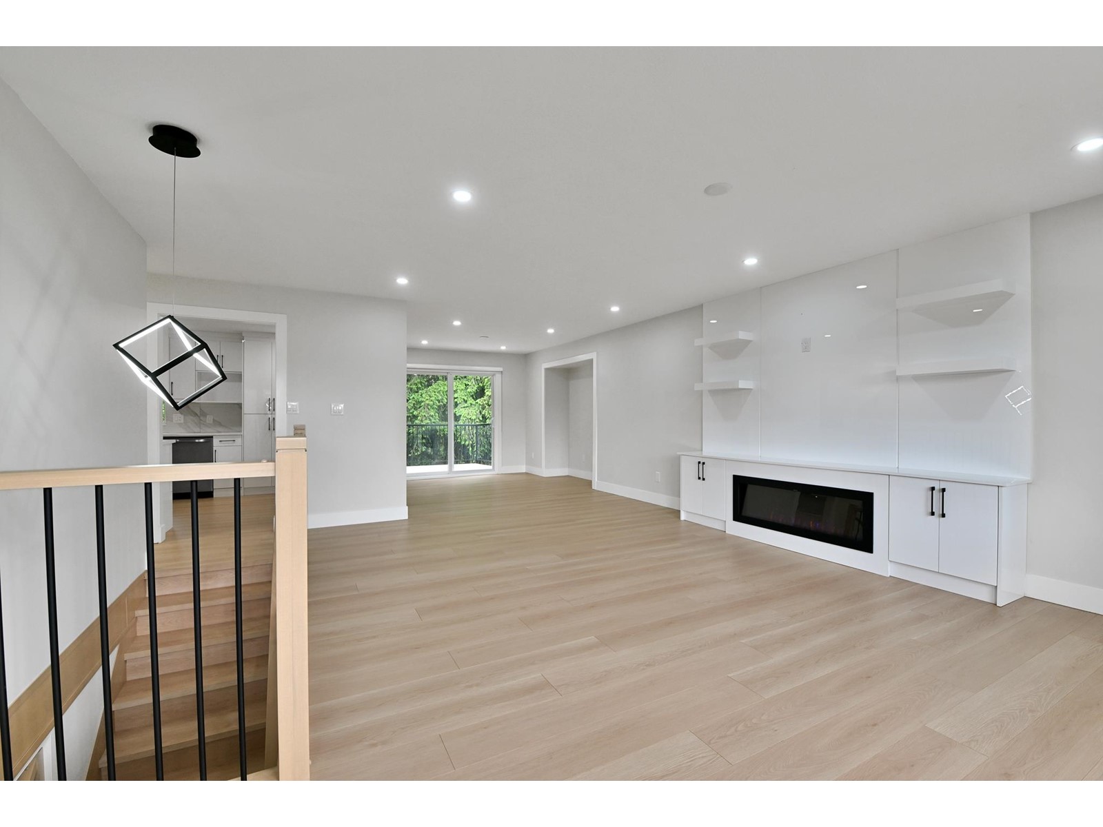 2698 Dehavilland Court, Abbotsford, British Columbia  V2T 5L3 - Photo 6 - R3005158