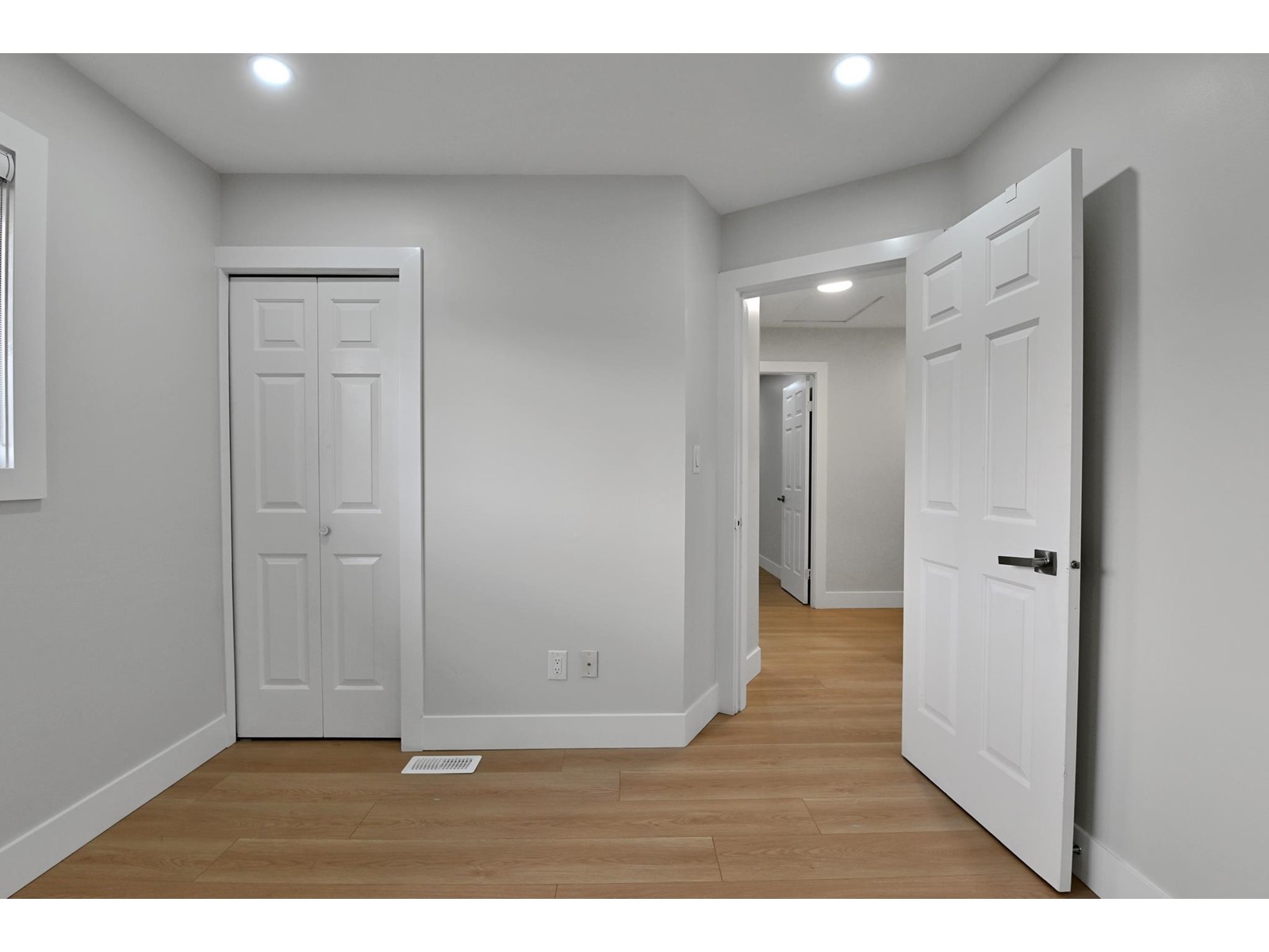2698 Dehavilland Court, Abbotsford, British Columbia  V2T 5L3 - Photo 21 - R3005158