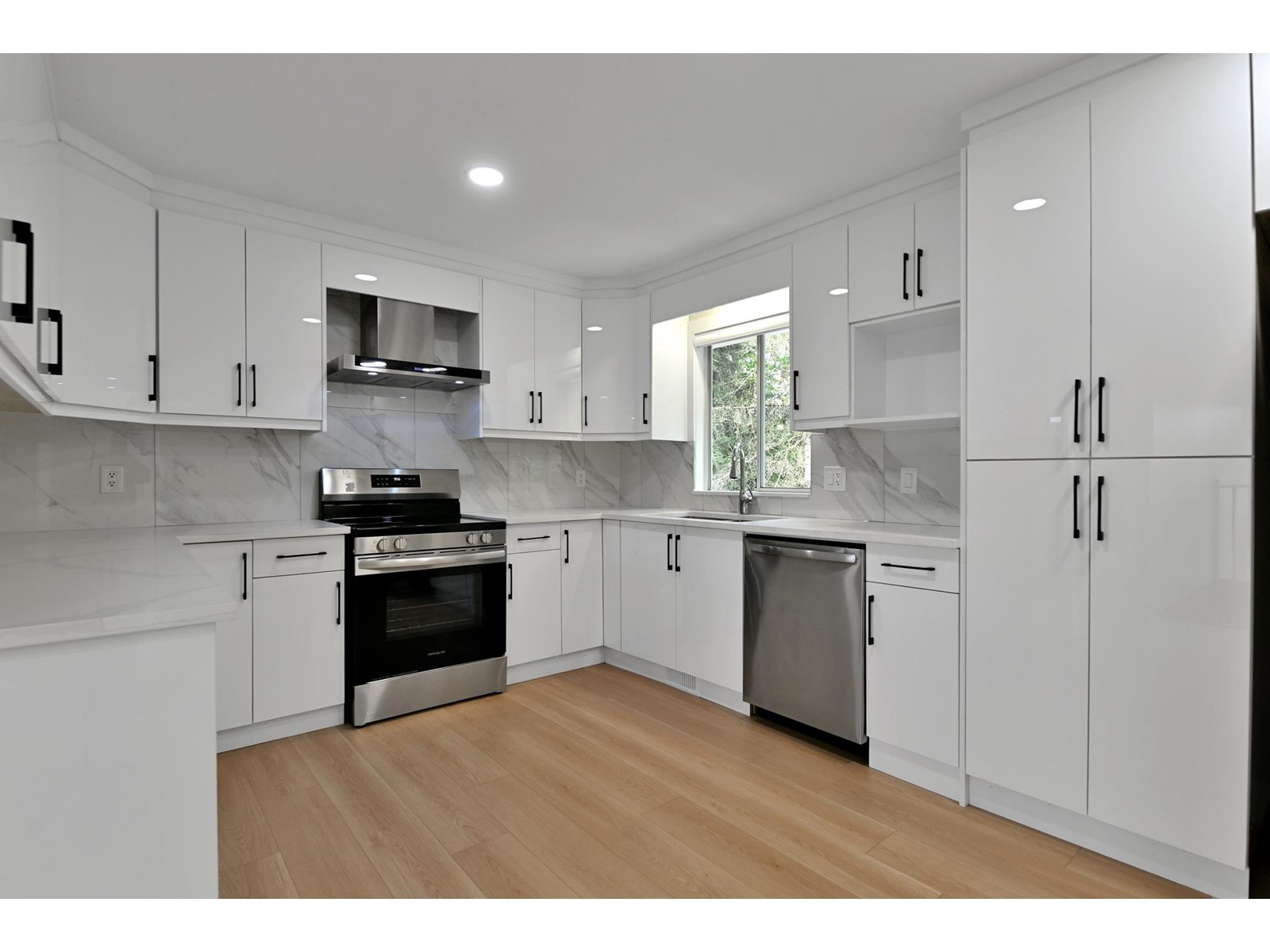 2698 Dehavilland Court, Abbotsford, British Columbia  V2T 5L3 - Photo 13 - R3005158