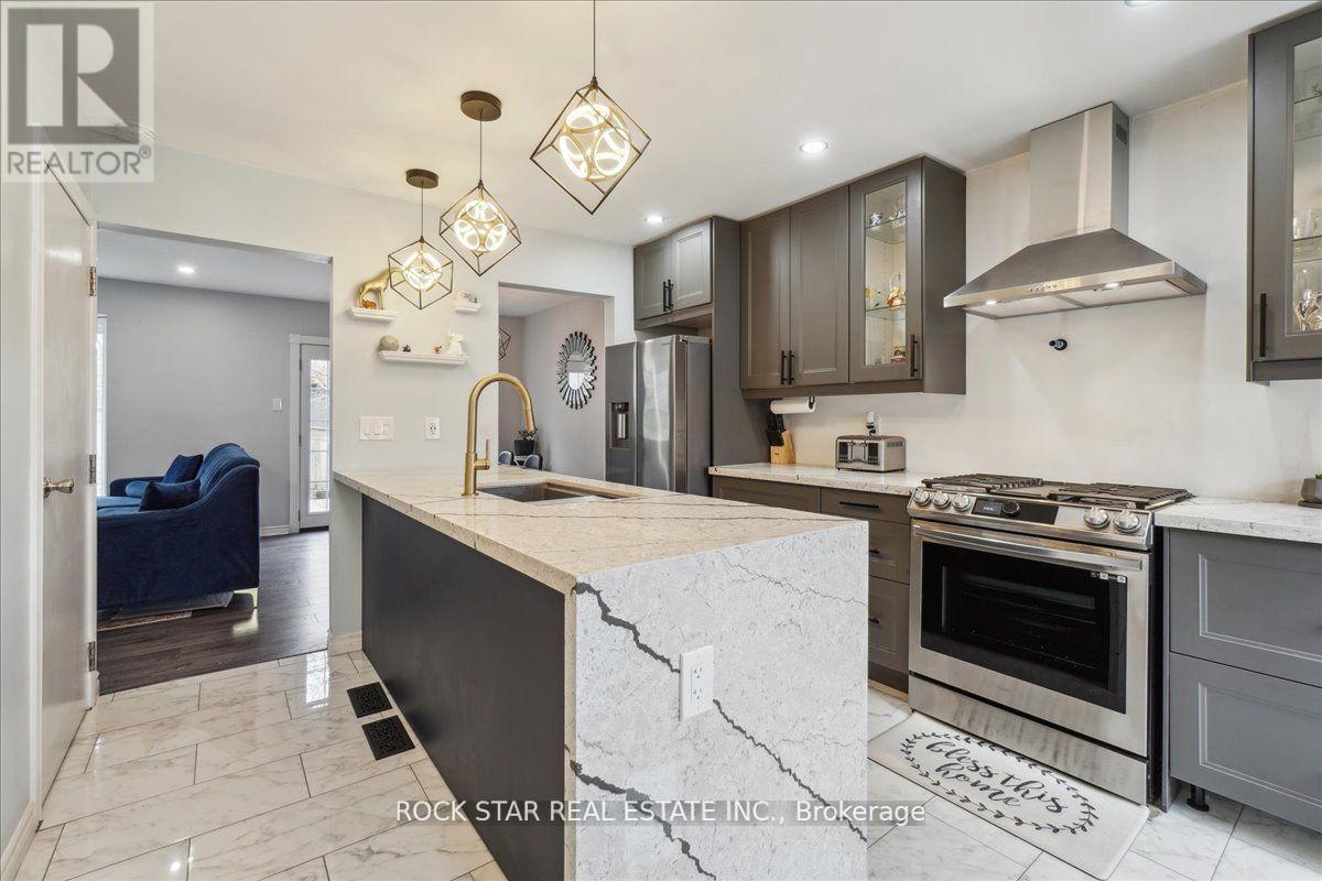 141 Ironwood Road, Guelph, Ontario  N1G 3P5 - Photo 3 - X12163191