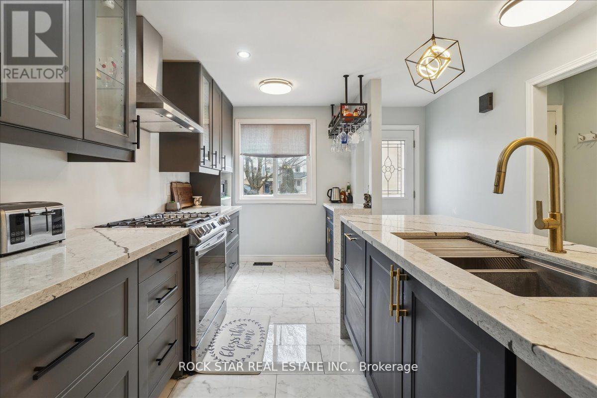 141 Ironwood Road, Guelph, Ontario  N1G 3P5 - Photo 6 - X12163191