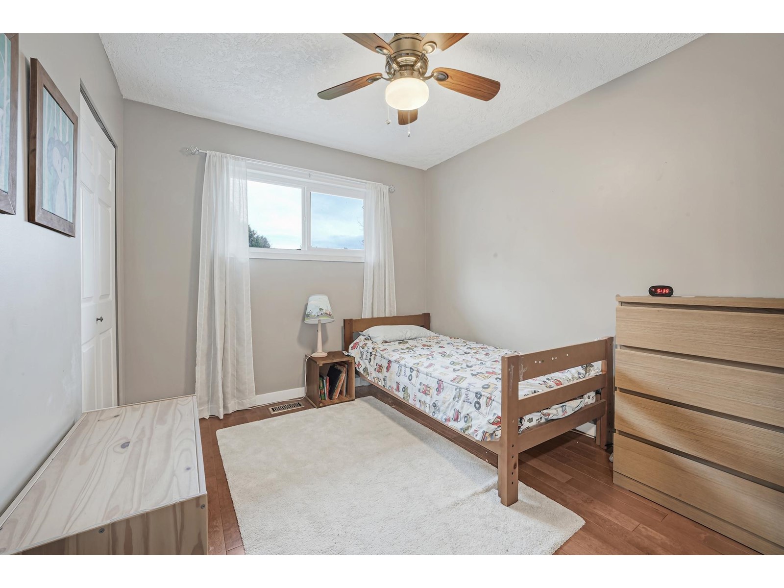 2488 Cameron Crescent, Abbotsford, British Columbia  V3G 2A9 - Photo 15 - R3005077