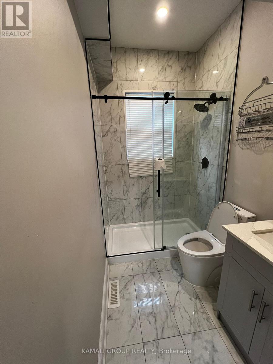 Main - 4554 Third Avenue, Niagara Falls, Ontario  L2E 4L2 - Photo 9 - X12163073