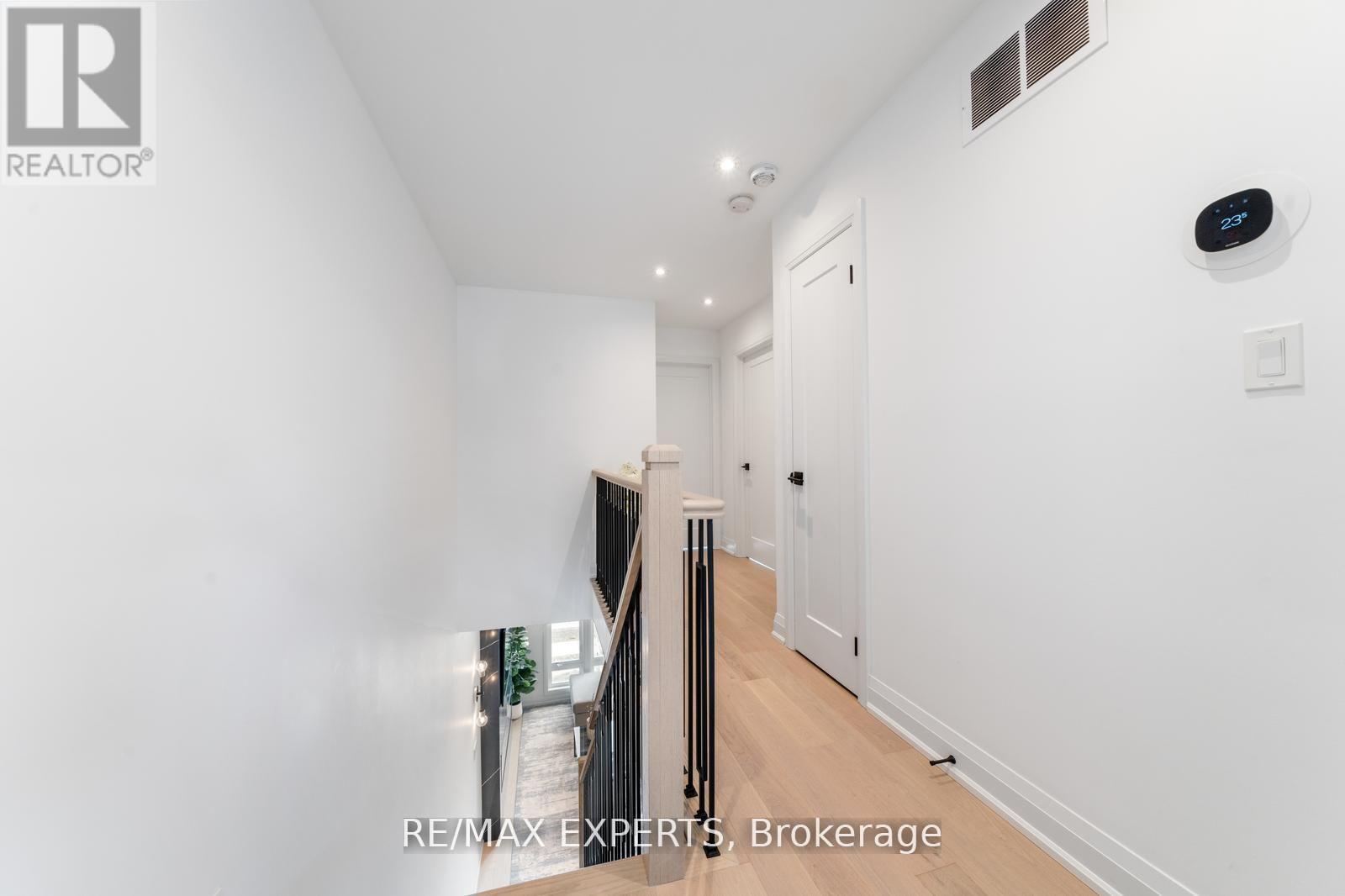 13 Shatner Turnabout Crescent, Vaughan, Ontario  L4L 0M4 - Photo 22 - N12163373