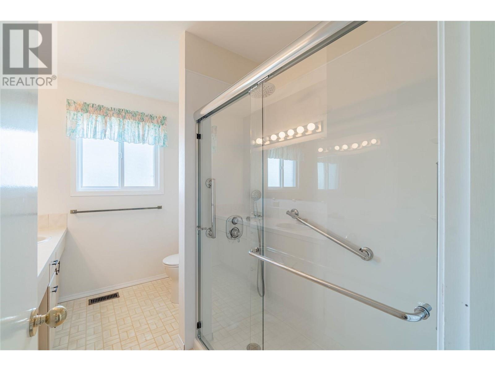 514 Battle Street W, Kamloops, British Columbia  V2C 1H2 - Photo 18 - 10348837