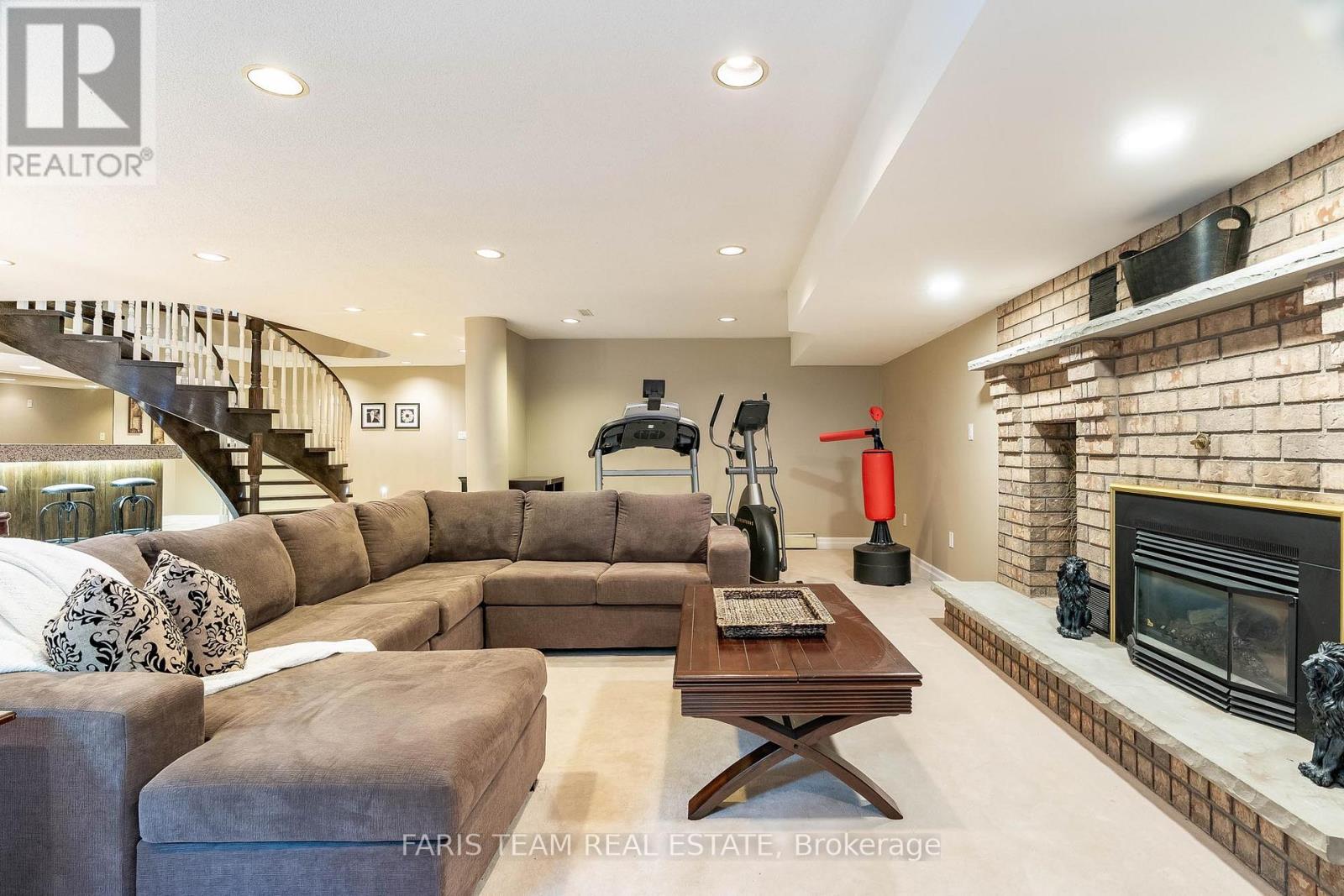 1826 Quantz Crescent, Innisfil, Ontario  L9S 1X2 - Photo 32 - N12160557