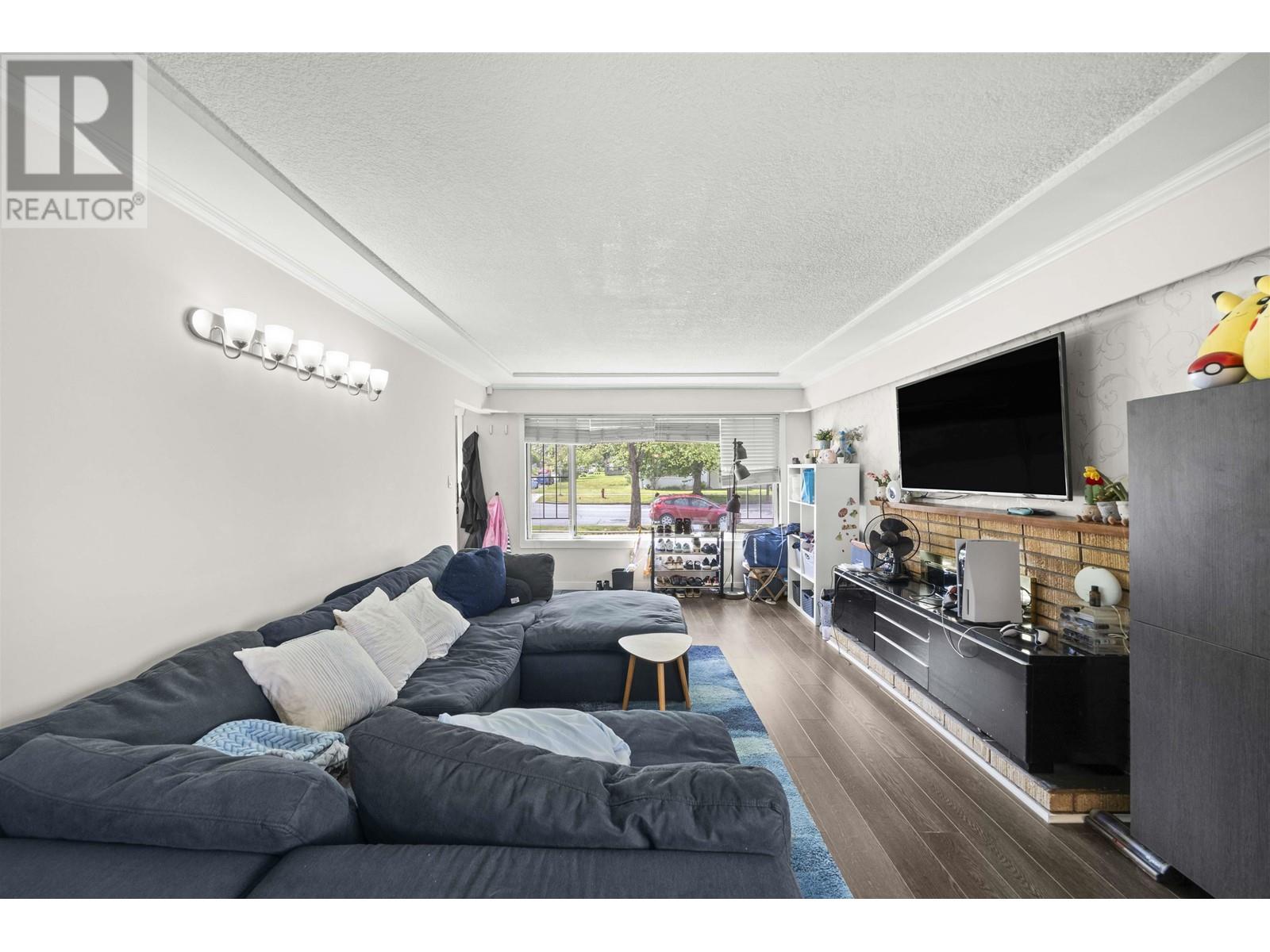 3097 E 22nd Avenue, Vancouver, British Columbia  V5M 2Y5 - Photo 6 - R3005310