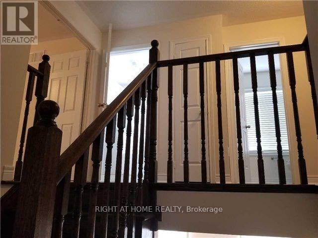 23 Snelgrove Crescent, Barrie, Ontario  L4N 6R6 - Photo 10 - S12163327
