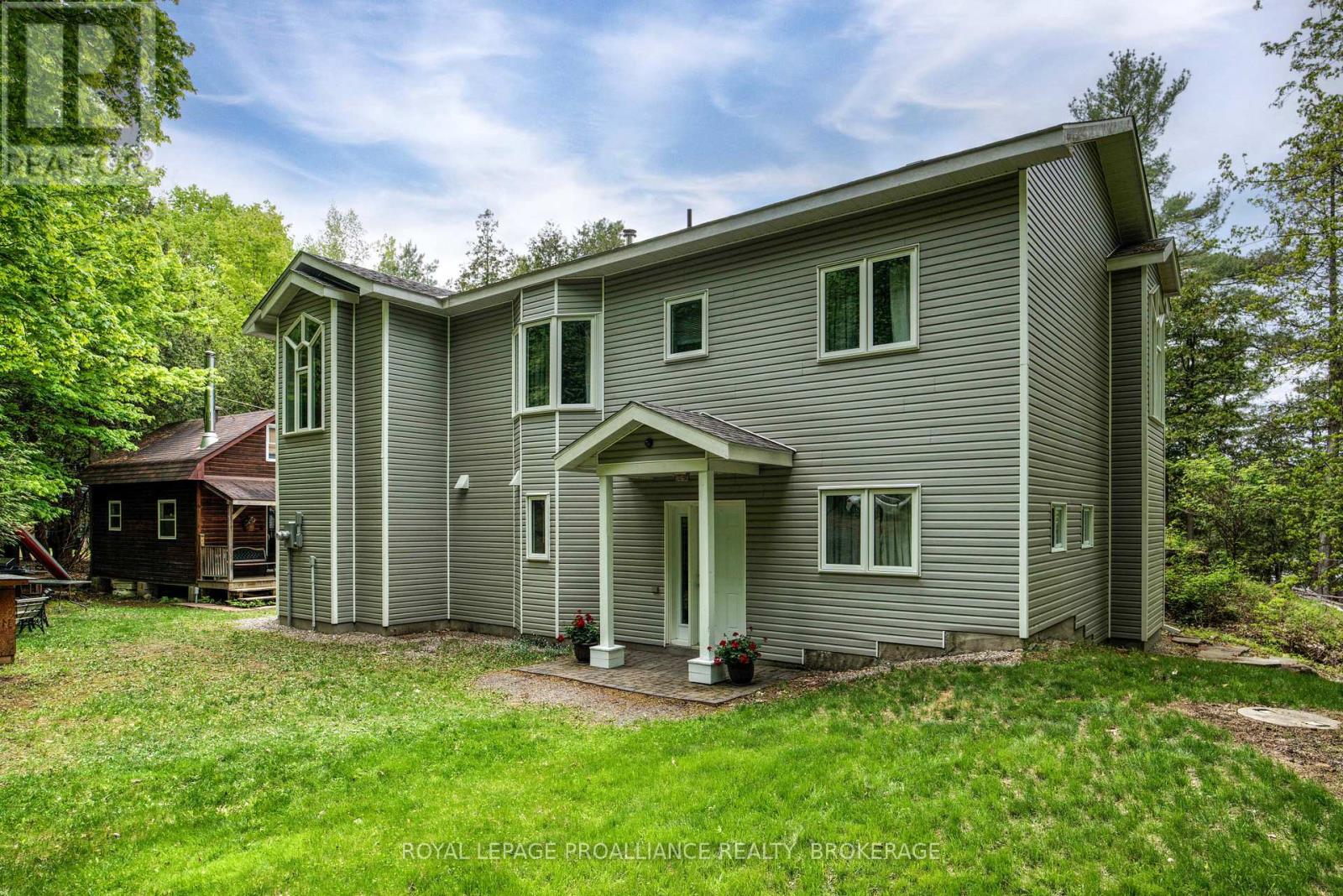 32c Chadwick Lane, Frontenac, Ontario  K0H 2T0 - Photo 2 - X12163481