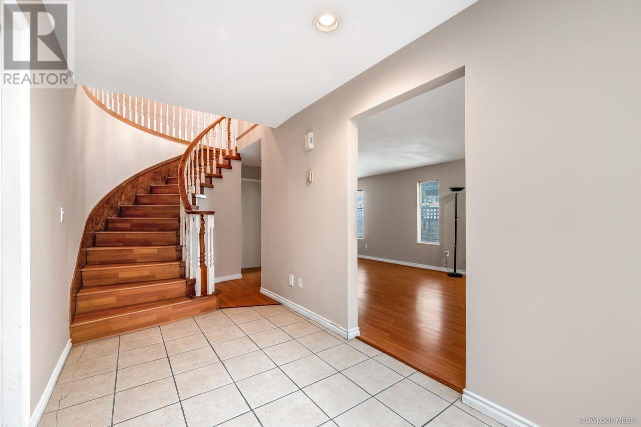 8200 Garden City Road, Richmond, British Columbia  V6Y 2P2 - Photo 3 - R3005262