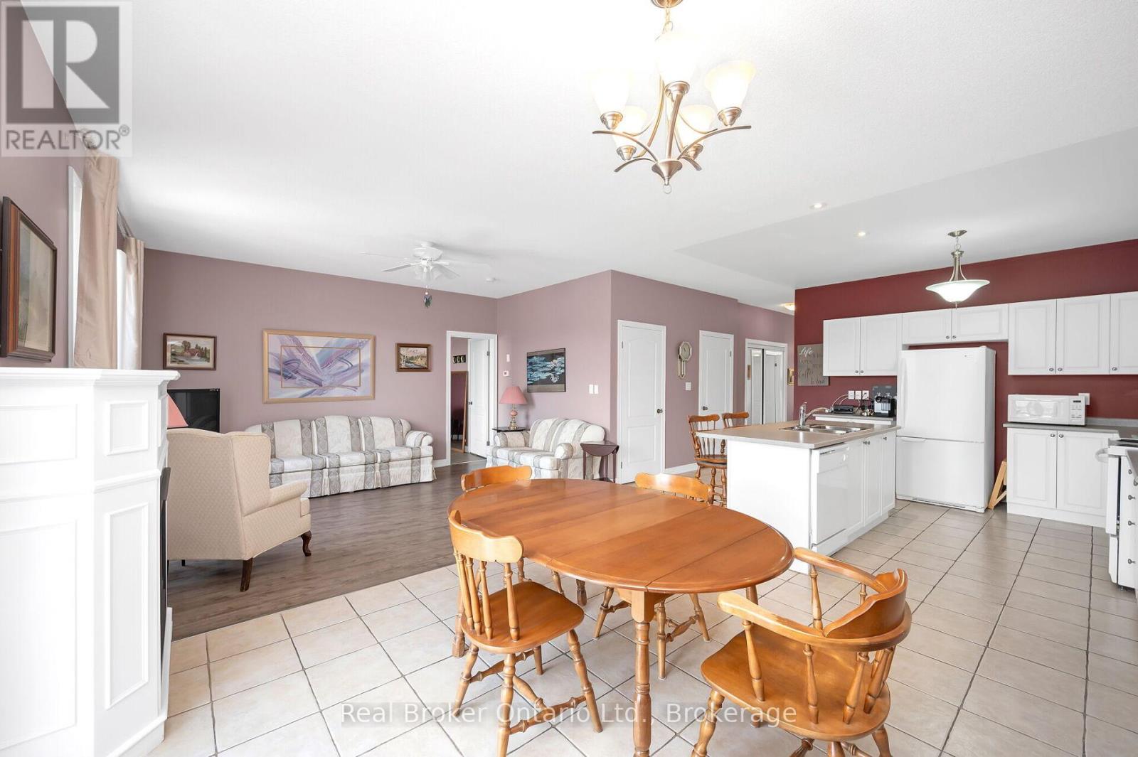 11 Sidare Court, Grimsby, Ontario  L3M 4E8 - Photo 18 - X12163540