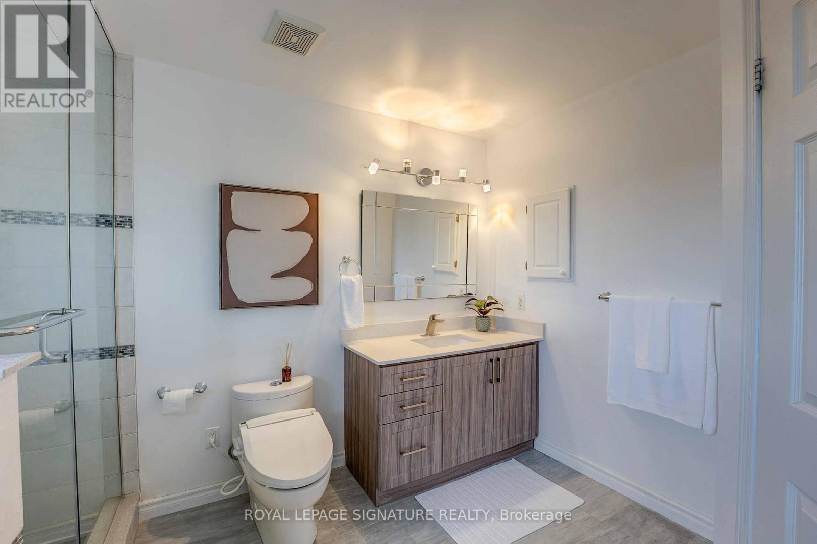 216 Gatwick Drive, Oakville, Ontario  L6H 6M9 - Photo 30 - W12163359